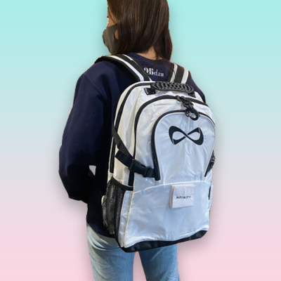 Nfinity バックパック クラシックプラス ホワイト｜チア用品専門店